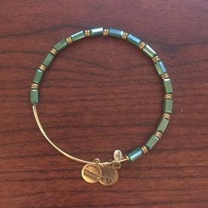 Peridot starlit canvas beaded bangle