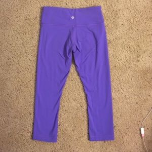 Lululemon cropped pants
