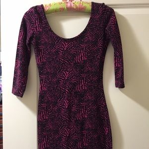 Print dress open back