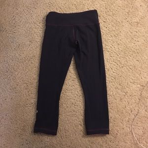 Reversible lululemon cropped pants