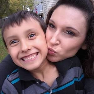 Meet your Posher, Melissa