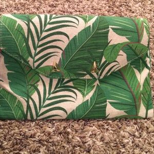 Stella & Dot Botanical Clutch
