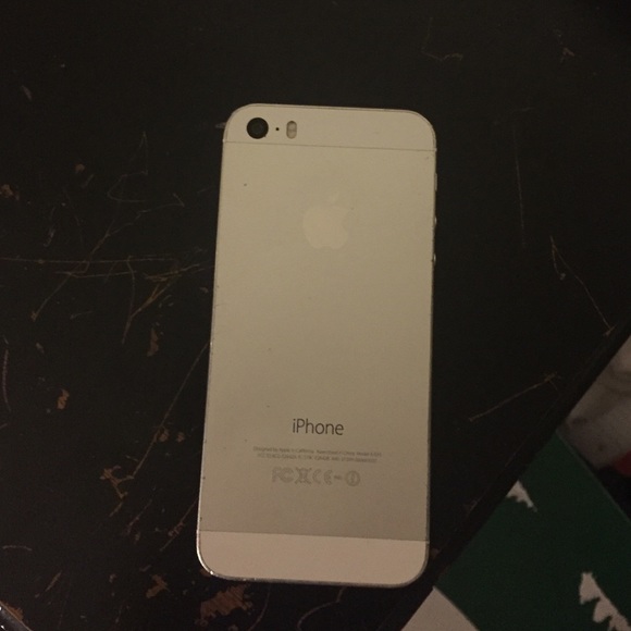 iPhone 5s - Picture 2 of 3