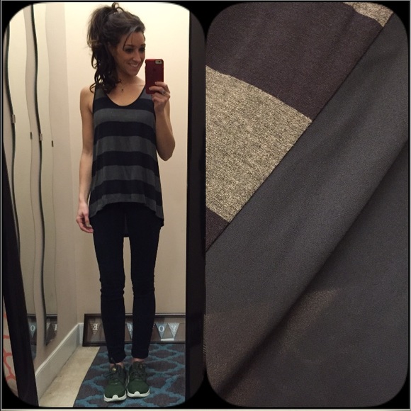 Banana Republic Tops - Banana Republic hi-low racer back