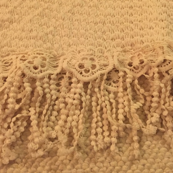 Adorable Knit Fringe Crop Top - Picture 2 of 2