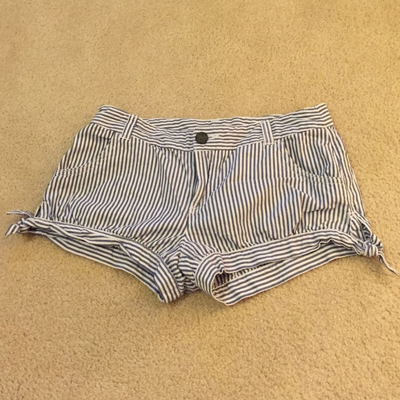 American eagle striped shorts