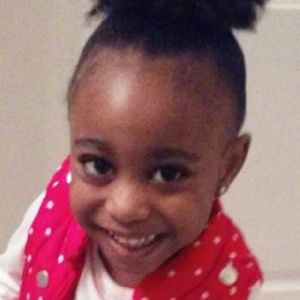 Meet your Posher, Monique