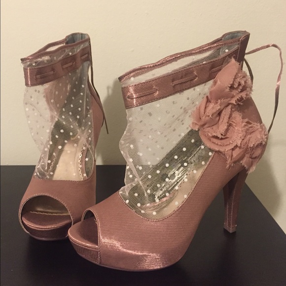 NWOT Poetic Licence Pumps High Heels 8M