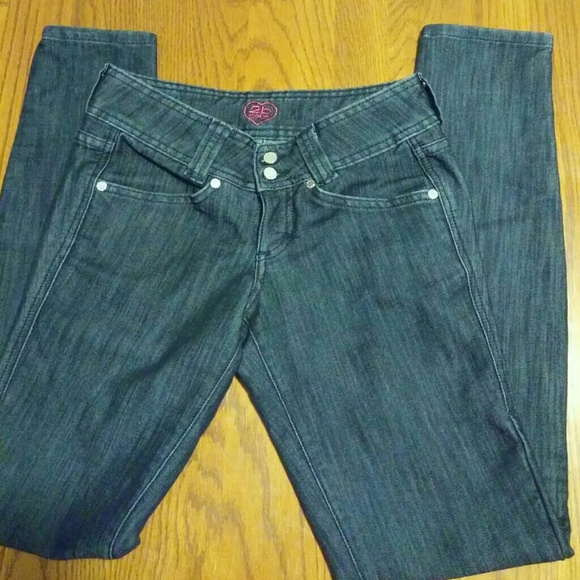 2b BeBe straight leg jeans.  Size 25.