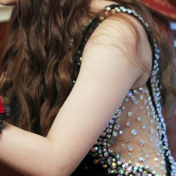 Black sequin prom dress. make an offer! - Picture 2 of 4