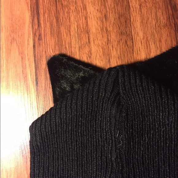 🚫SOLD 🚫😻 Cat Ear Beanie 😻 - Picture 3 of 3