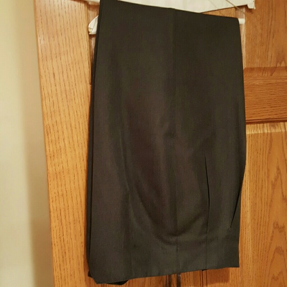 Donated-Pants Suit Dark gray double breasted.13 - Picture 3 of 4