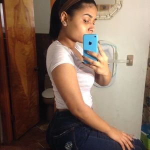 Meet your Posher, Destiny