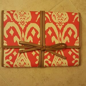 Stella and dot Jewelry case