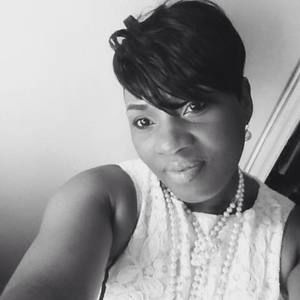 Meet your Posher, Mel-lee