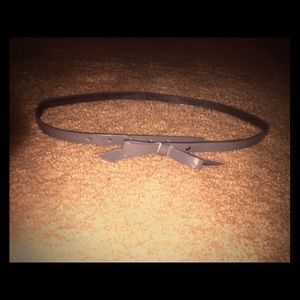 Grey waist belt with bow