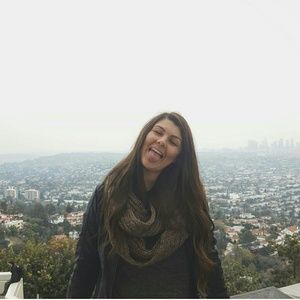 Meet your Posher, Stephanie