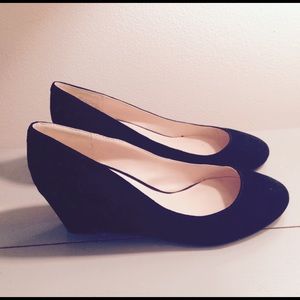 Nine West Black Suede ISpy Wedge Pumps