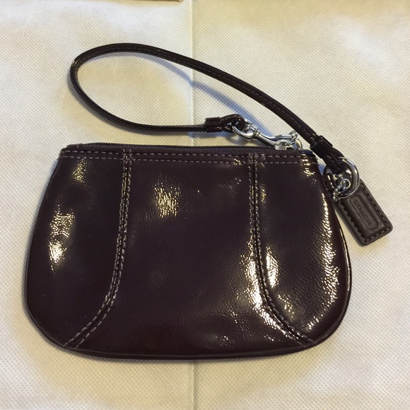 Coach Wristlet - Picture 3 of 4