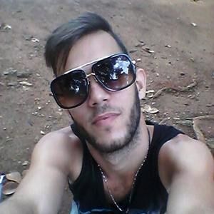 Meet your Posher, Hanser