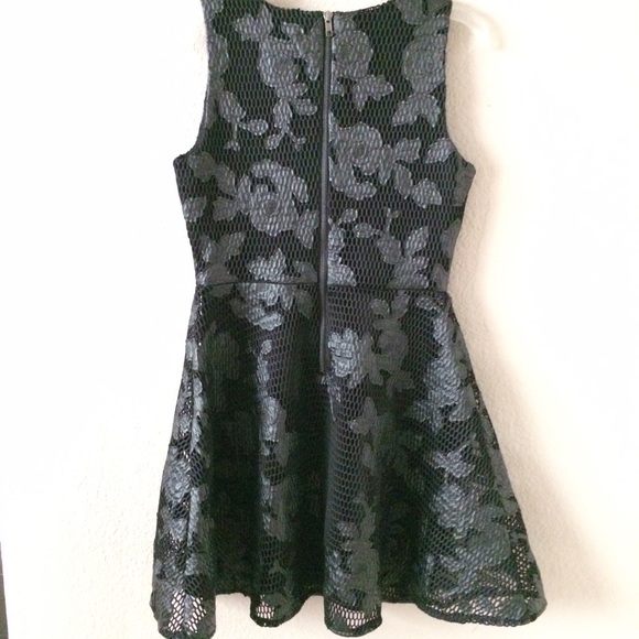 🎉HP🎉 Romeo+Juliet Couture dress! - Picture 2 of 4