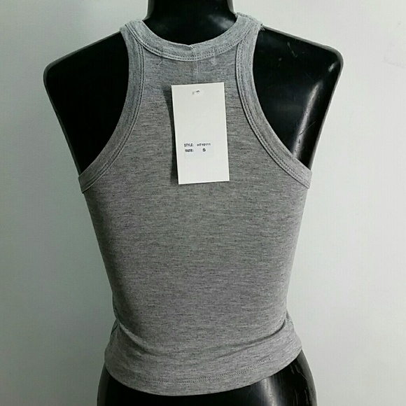 Crop top - Picture 2 of 4