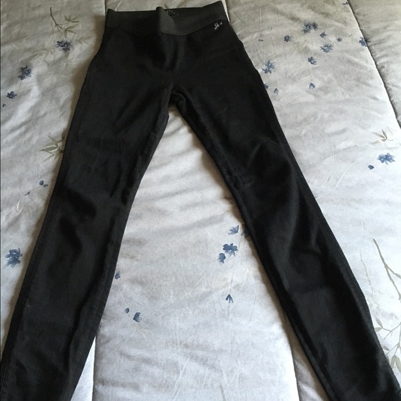 GOLDSIGN Stretchy Black jeans for petites