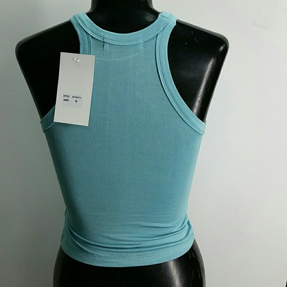 Crop top - Picture 3 of 4