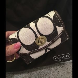 Coach wallet SOLD ON OTHER SITE