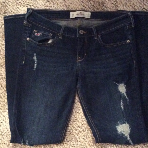 Dark wash skinny jeans