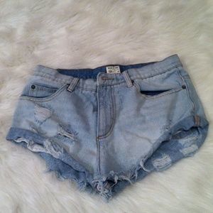 Light Wash Denim Shorts. Size 28.