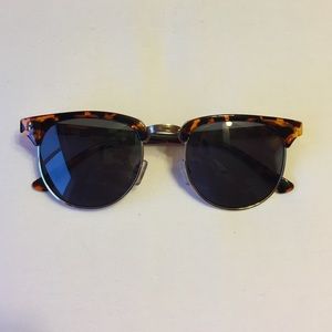 J. Crew Accessories - J.Crew vintage style sunglasses J. Crew Accessories - J.Crew vintage style sunglasses