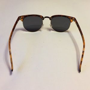 J. Crew Accessories - J.Crew vintage style sunglasses J. Crew Accessories - J.Crew vintage style sunglasses