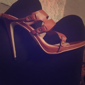 Isabella Rue Heels sz 10