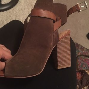 Lurina Suede Heels sz 10