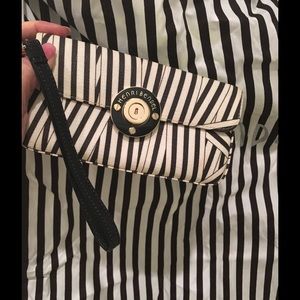 Henri Bendel Wristlet sold sold sold