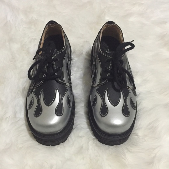 🚫SOLD ON DEPOP🚫 Sha Sha "Fire Shoes" - Picture 2 of 4
