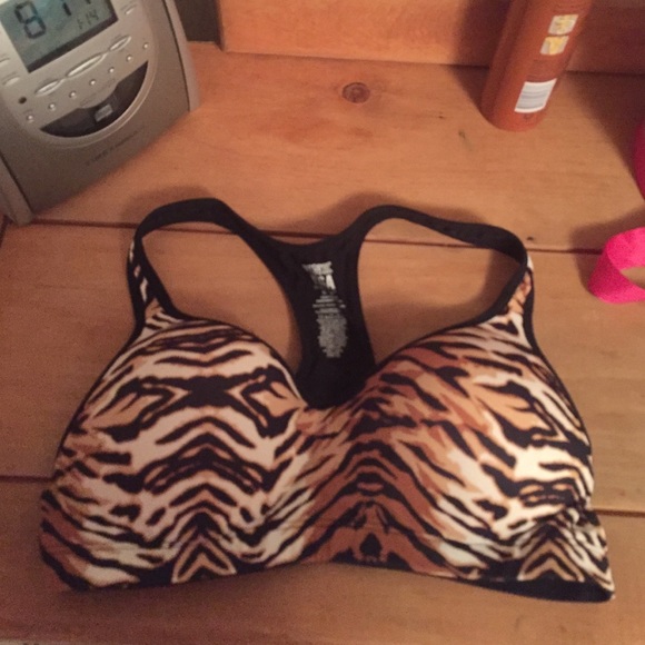 PINK Victoria's Secret Other - Tiger sports bra