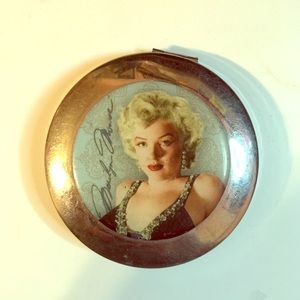 Marilyn Monroe Mirror