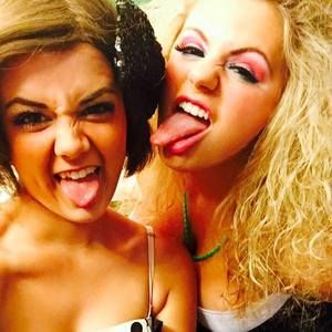 Meet your Posher, Genna