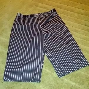 Black and White Capri Pants