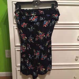 Strapless floral romper