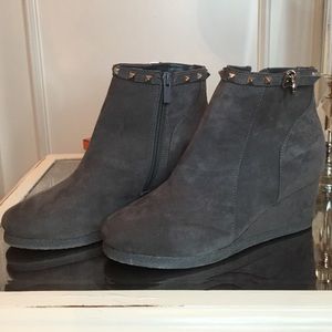 Michael Kors Cara Studs Charcoal Wedges