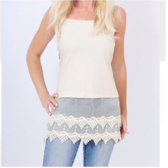 Last One! Cream Lace Top Extender - Picture 3 of 3