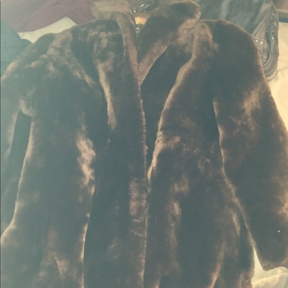 Real fur coats - Picture 1 of 2