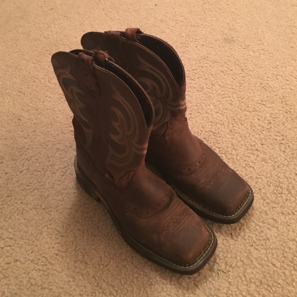 Justin Cowgirl Boots