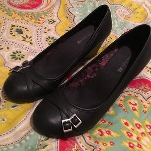 American Eagle Wedge Shoes