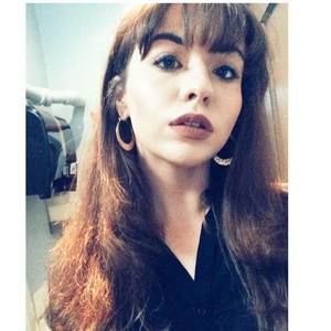 Meet your Posher, Alexis