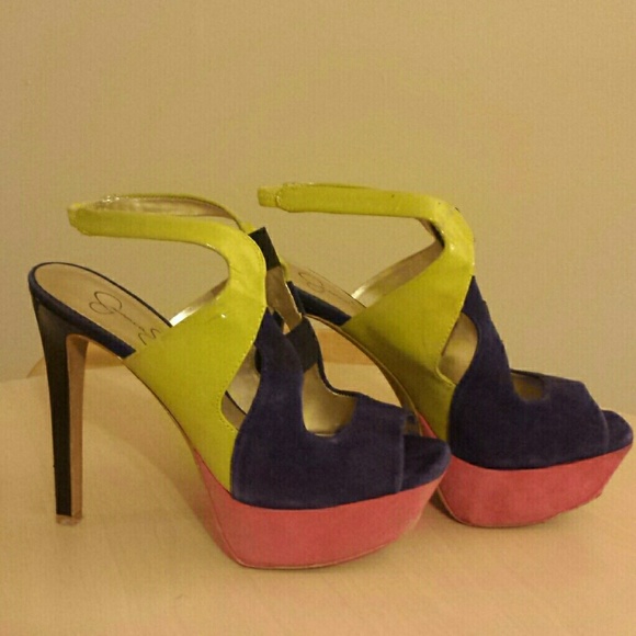 ❌❌SOLD❌❌Jessica Simpson platforms - Picture 3 of 4