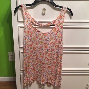 Floral tank top!